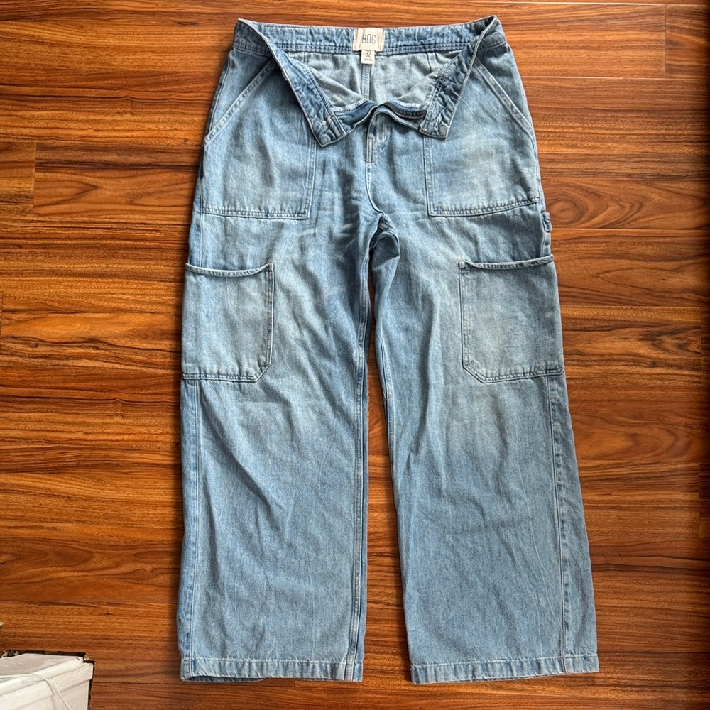 Woman’s BDG High Waist Cargo Jean